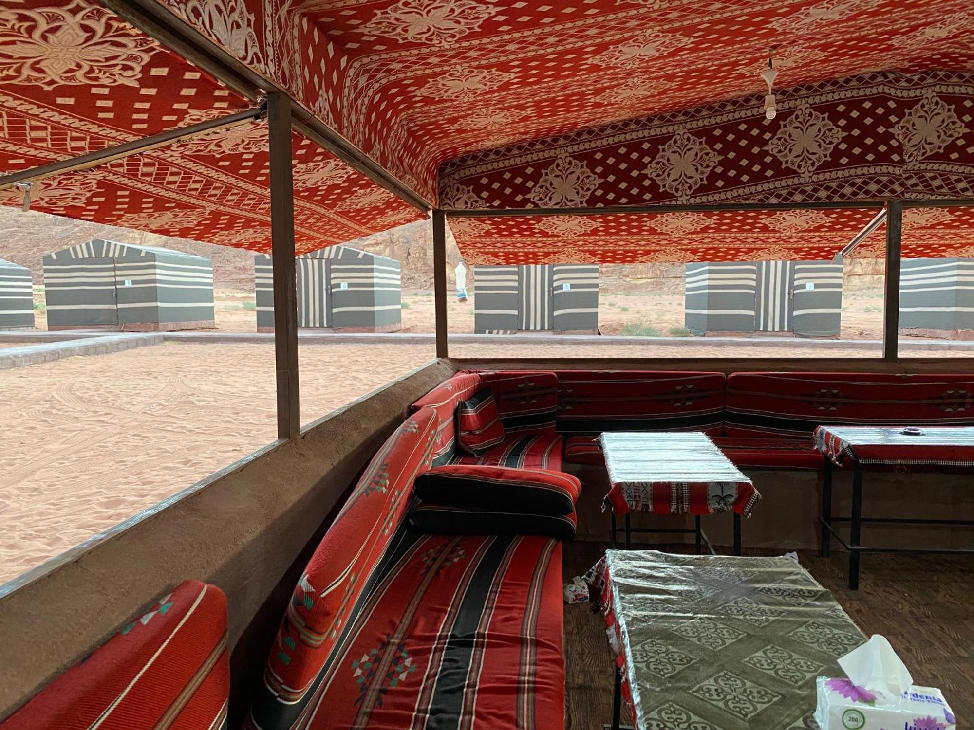 Bedouin Memories Camp Bed & Breakfast Вади Рум Екстериор снимка