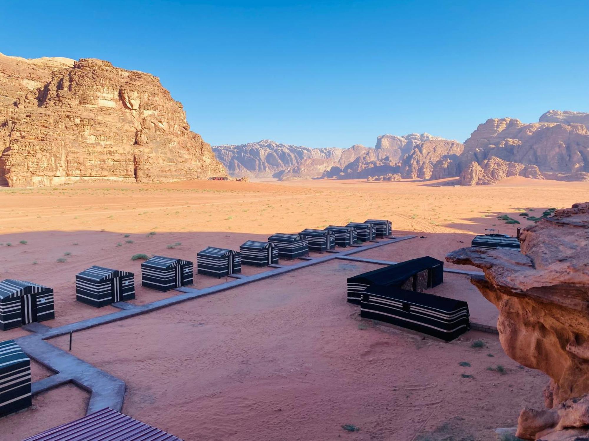 Bedouin Memories Camp Bed & Breakfast Вади Рум Екстериор снимка