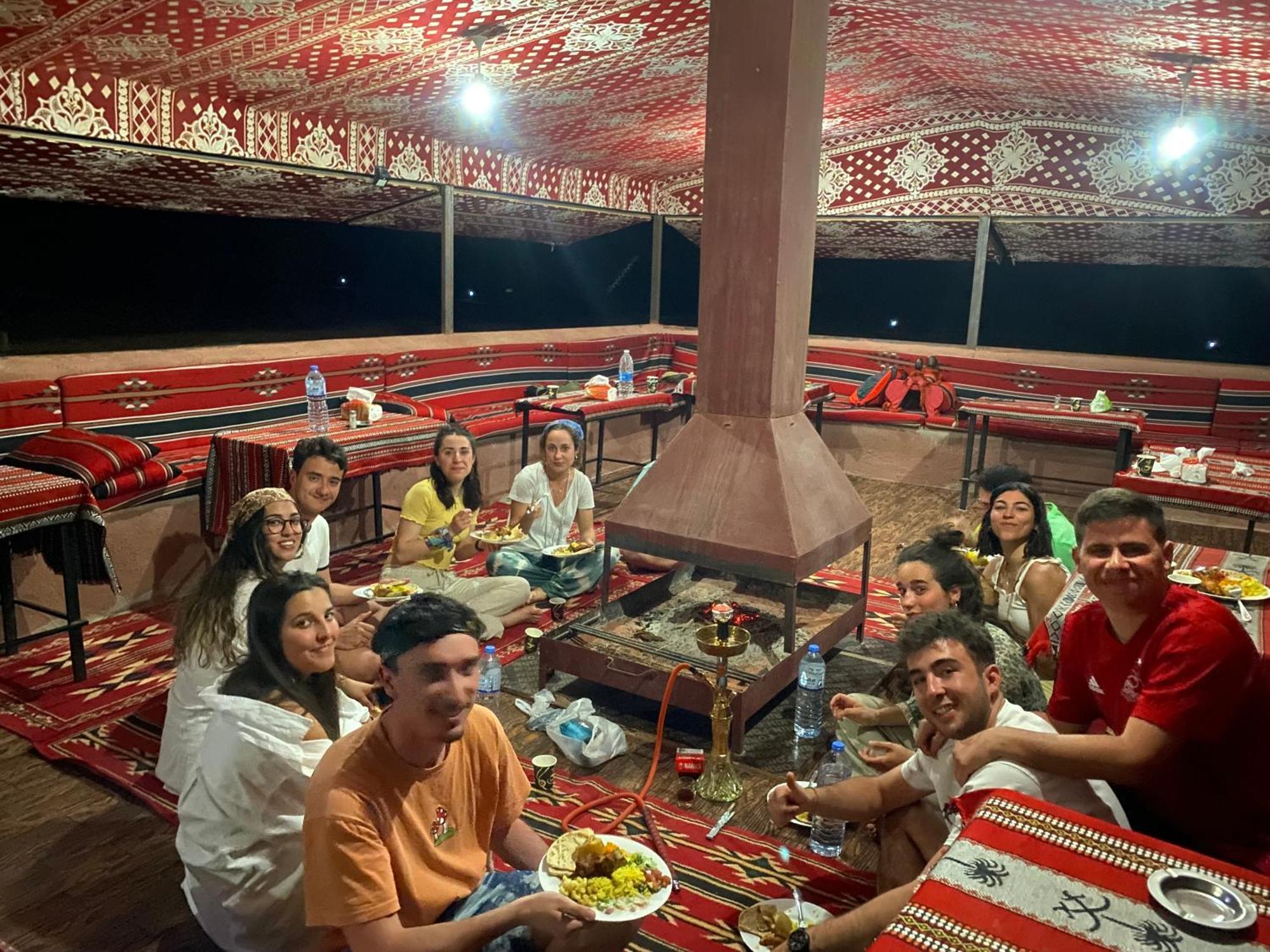 Bedouin Memories Camp Bed & Breakfast Вади Рум Екстериор снимка