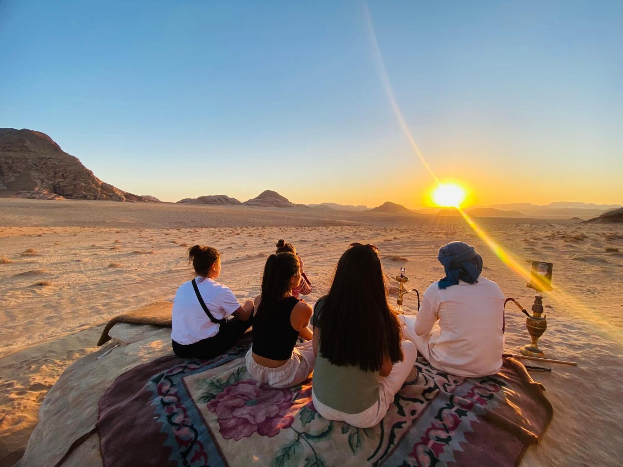 Bedouin Memories Camp Bed & Breakfast Вади Рум Екстериор снимка