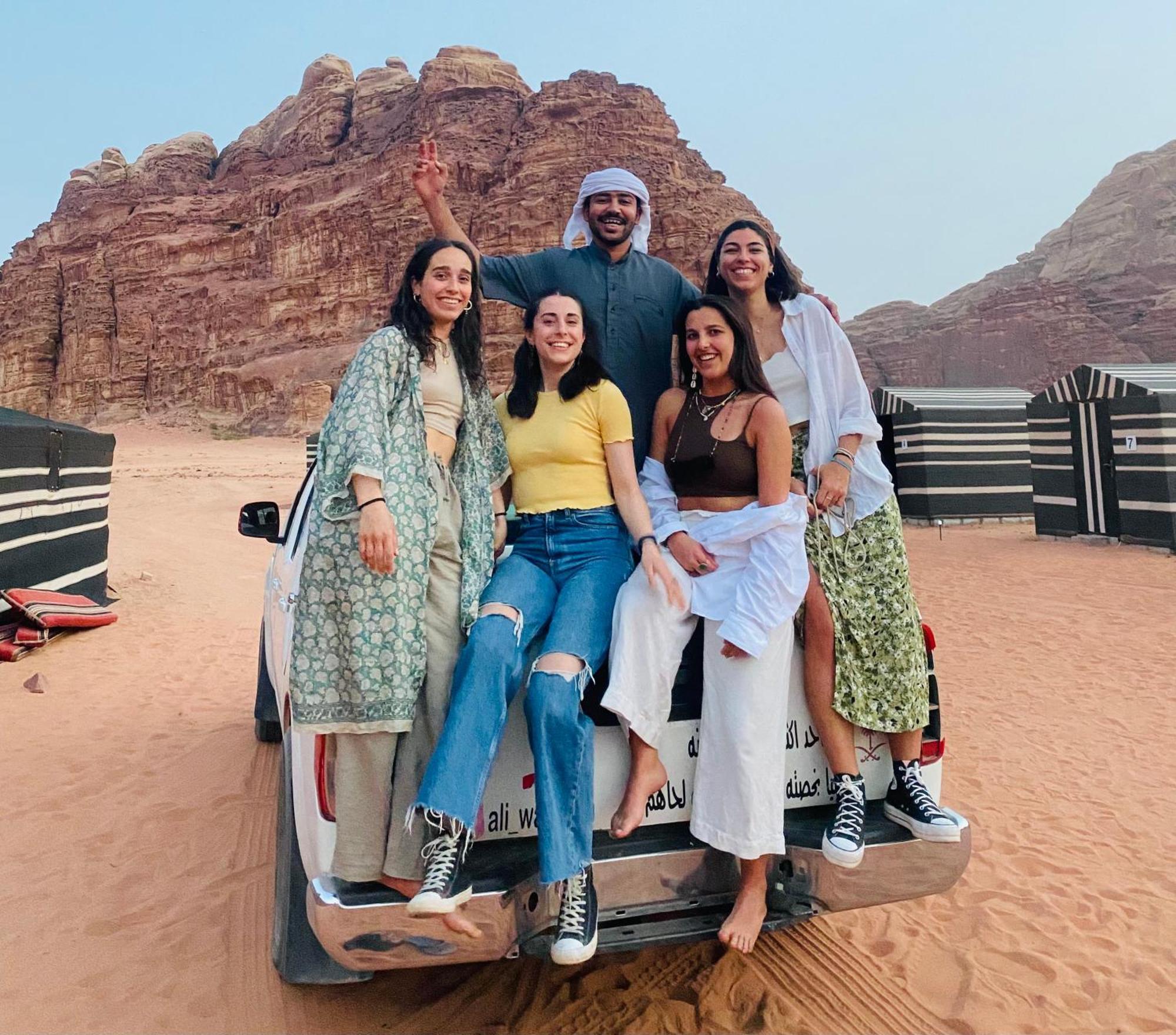 Bedouin Memories Camp Bed & Breakfast Вади Рум Екстериор снимка